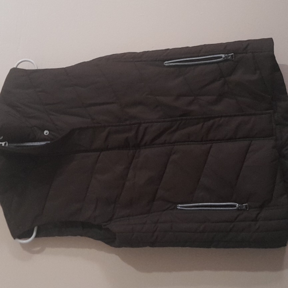 Short sleeve brown jacket